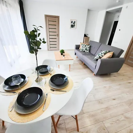 Ella - Sviesu. Stilinga. Jauku. Daire