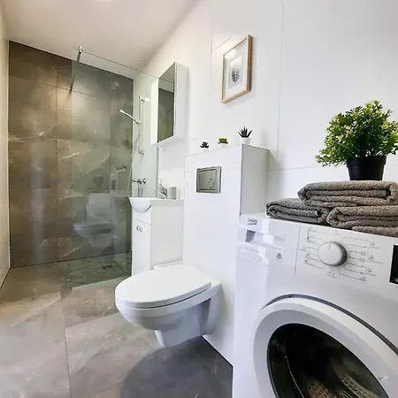 Ella - Sviesu. Stilinga. Jauku. *