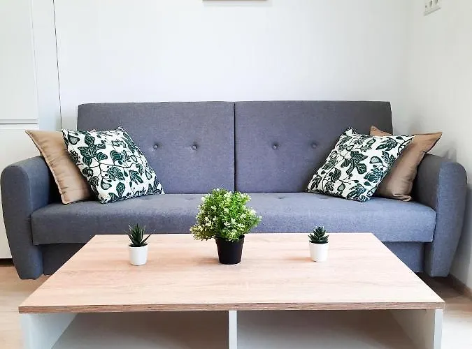 Ella - Sviesu. Stilinga. Jauku. דירה *