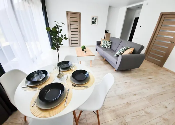 Ella - Sviesu. Stilinga. Jauku. דירה