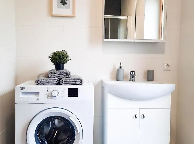 דירה Ella - Sviesu. Stilinga. Jauku. *